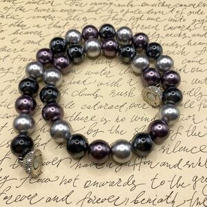 Glass Beads Gray Silver Plum With Rhinestone Magnetic Clasp Choker Style